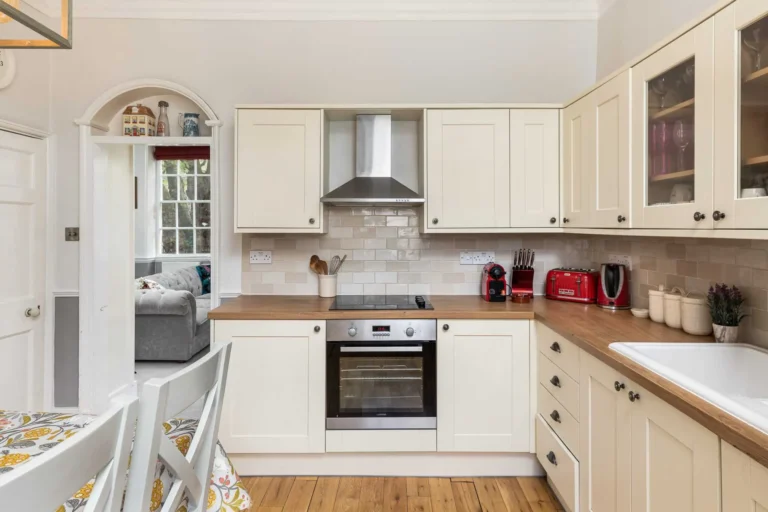 kitchen3-2048x1365